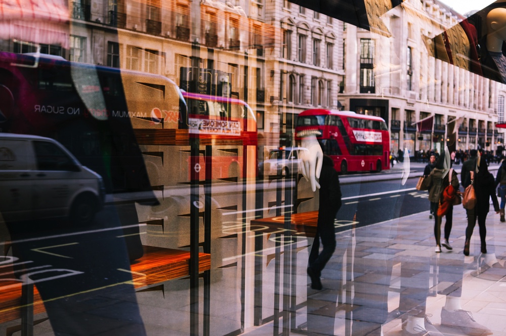ecommerce fills the gaps as Shops close during coronavirus lockdown